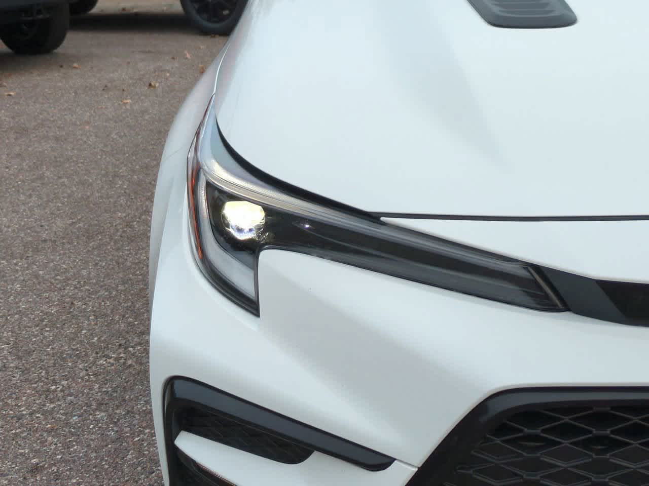 Thumbnail: 2024 Toyota Corolla - 10