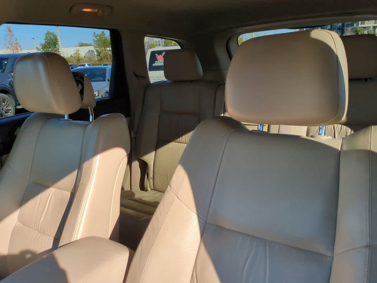 Thumbnail: 2015 Jeep Grand Cherokee - 8