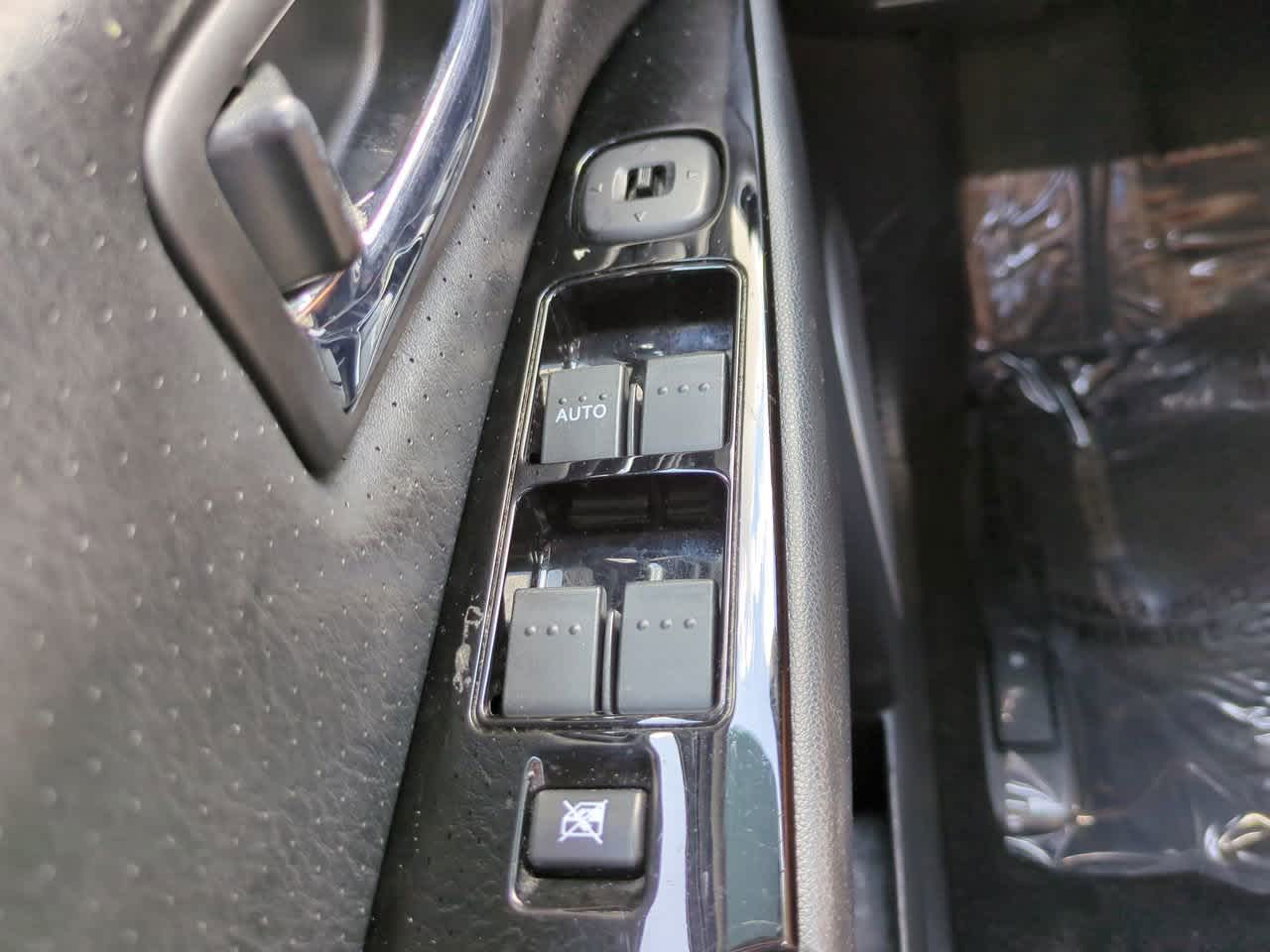 Thumbnail: 2009 Mazda Mazda3 - 21