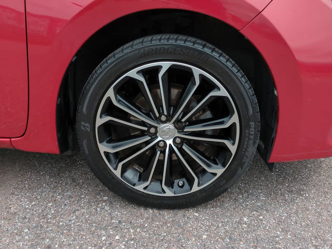 2015 Toyota Corolla S 11