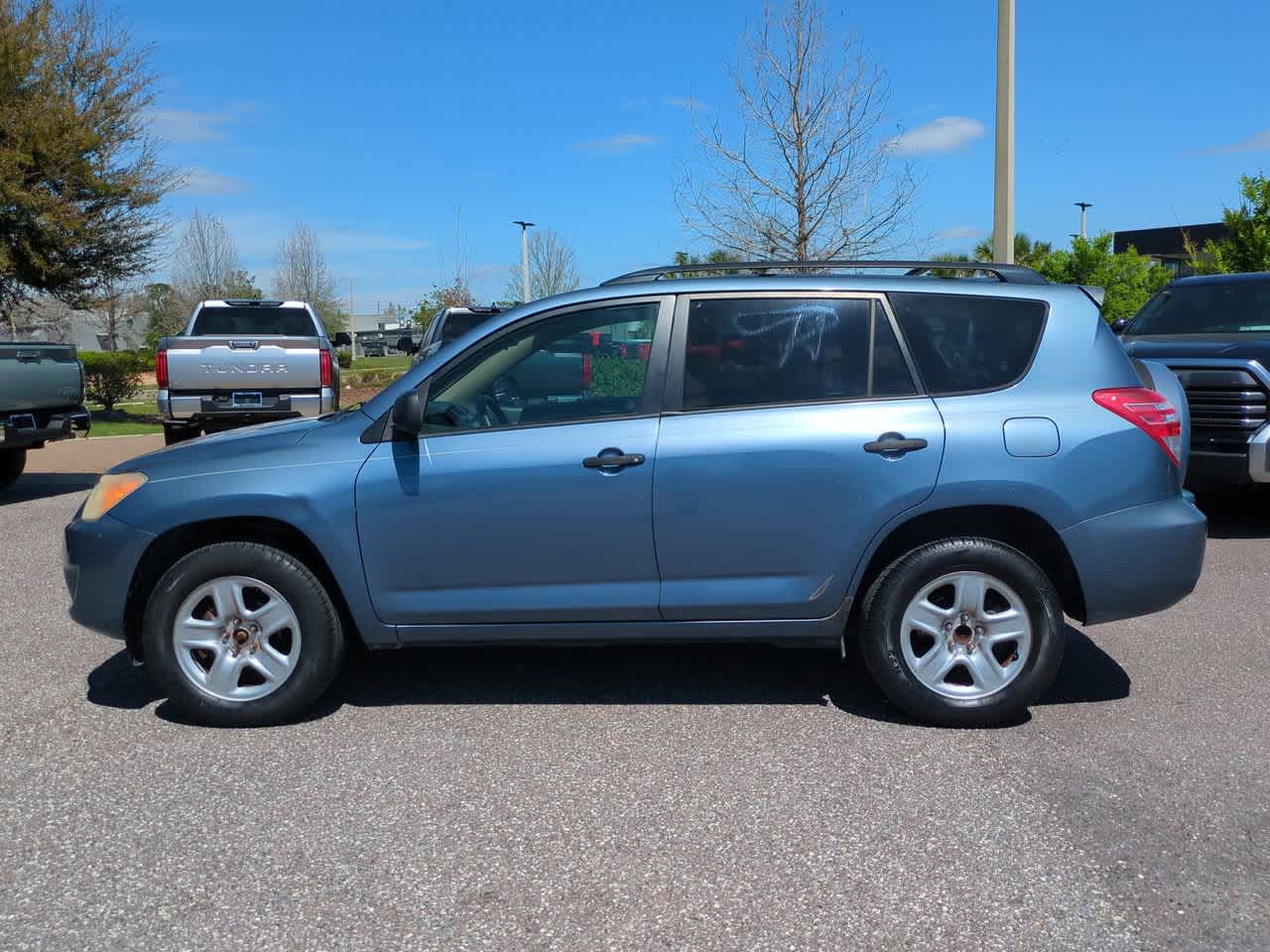 Thumbnail: 2009 Toyota RAV4 - 3
