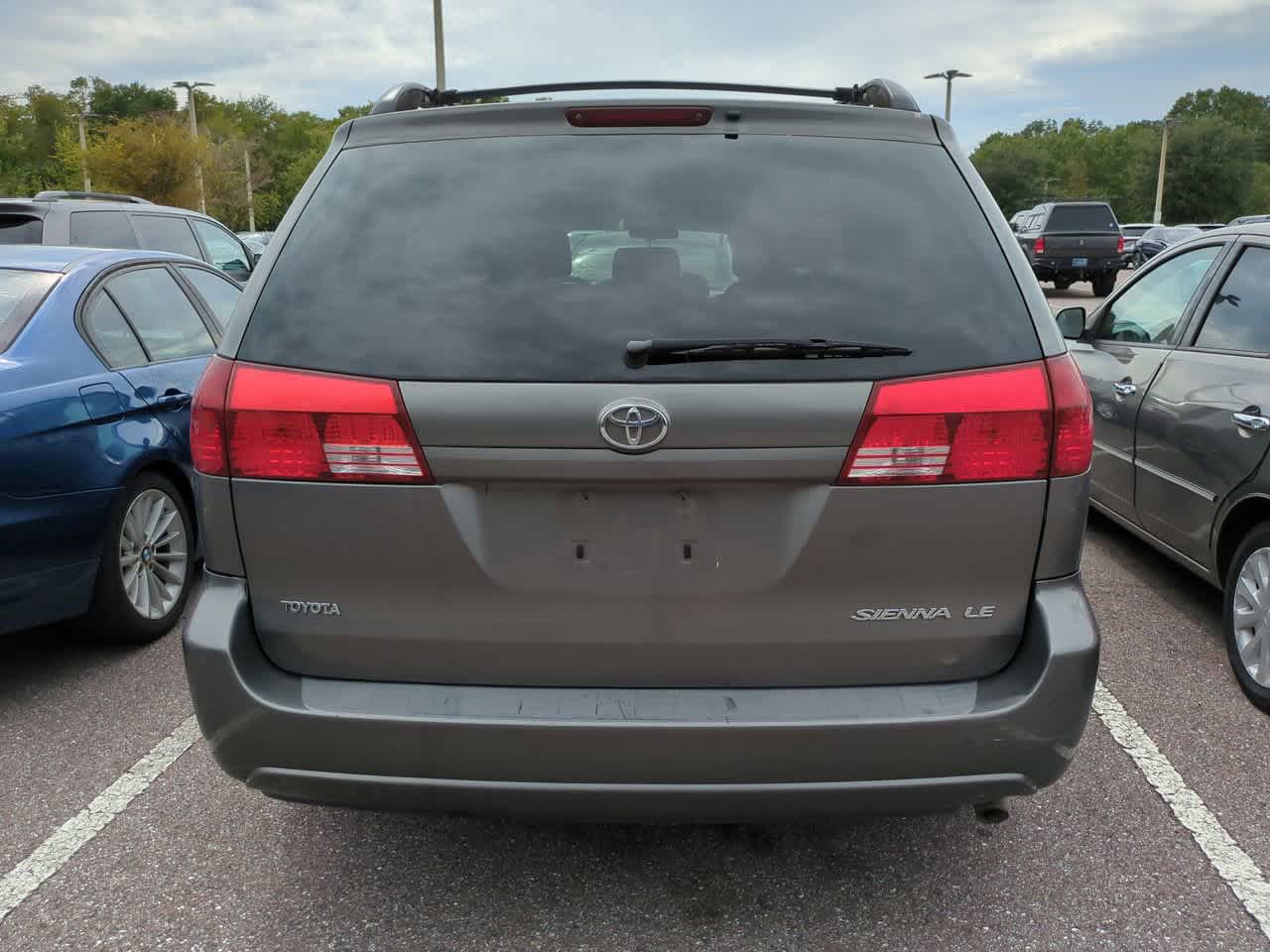 Thumbnail: 2005 Toyota Sienna - 4