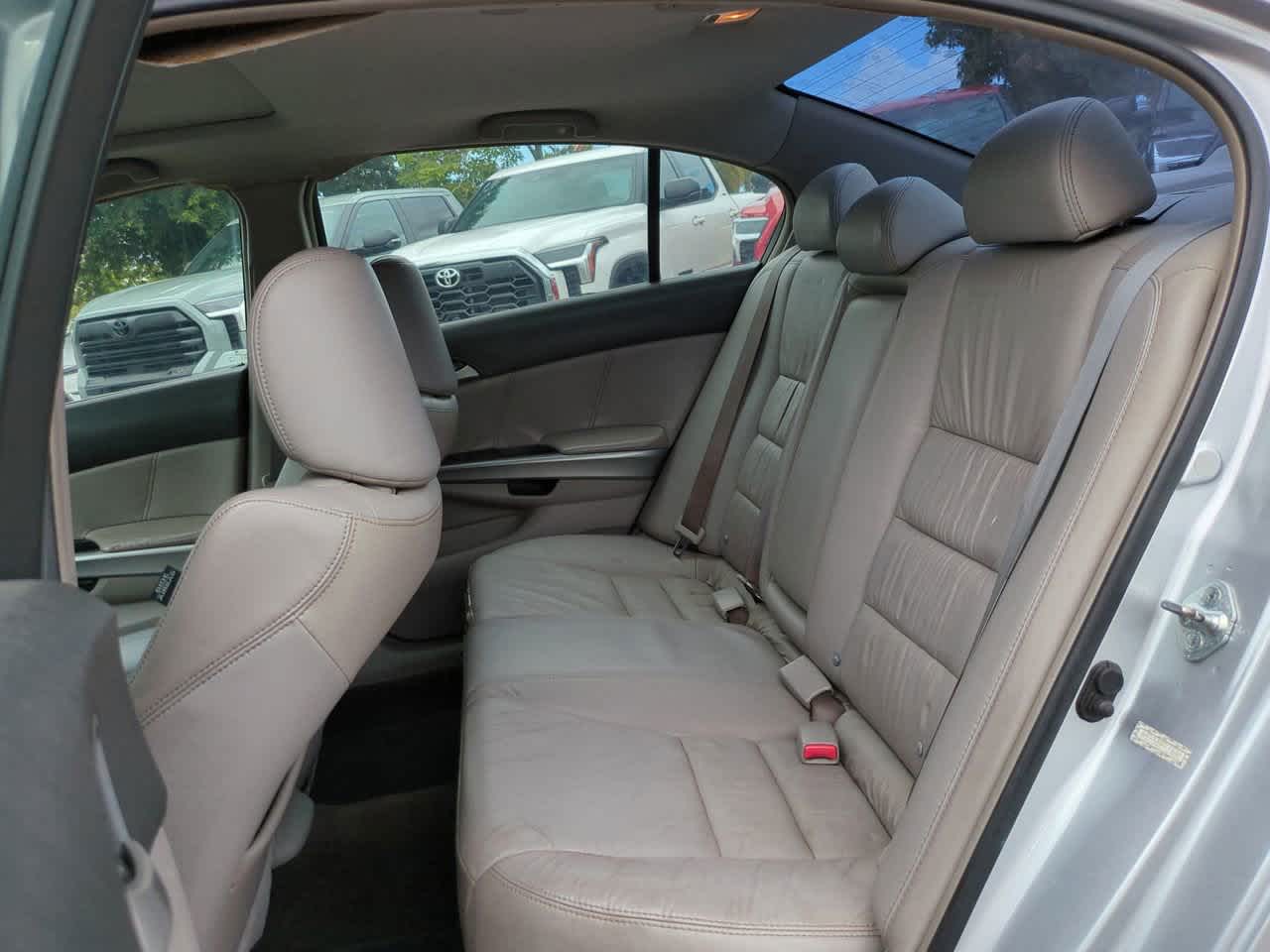 Thumbnail: 2009 Honda Accord - 13