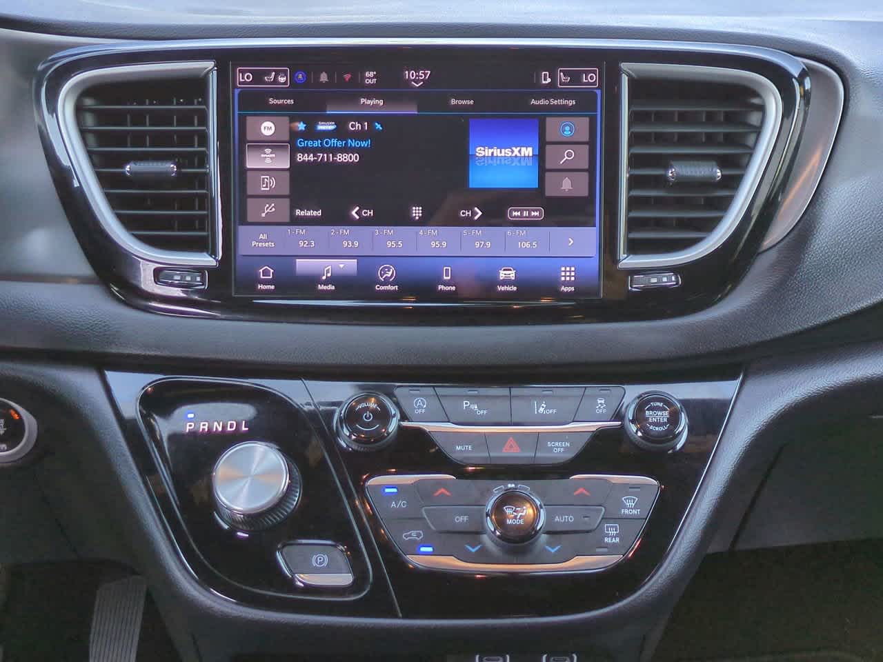 Thumbnail: 2025 Chrysler Pacifica - 18