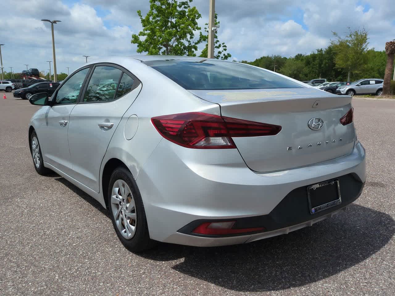 Thumbnail: 2019 Hyundai Elantra - 4