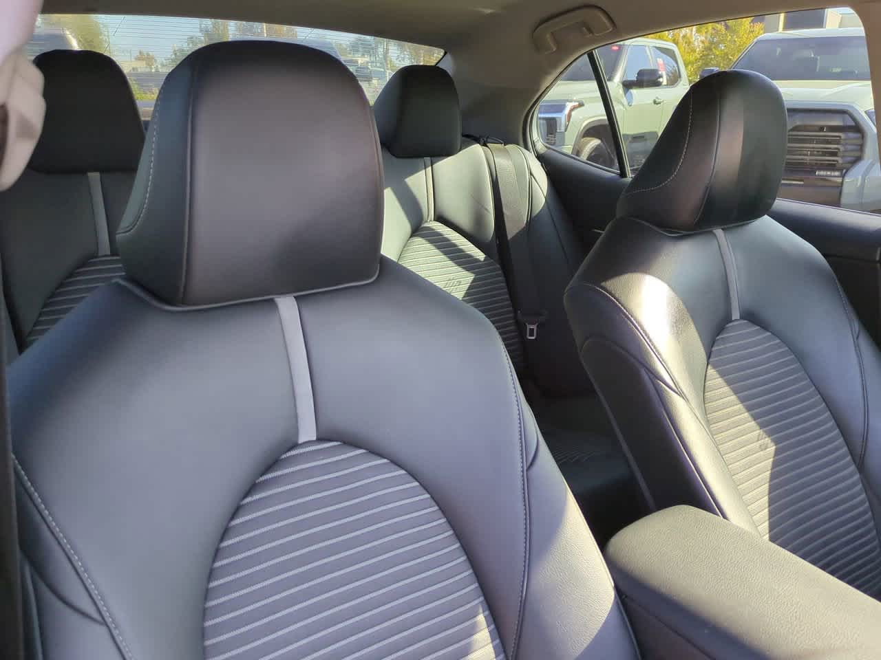 Thumbnail: 2022 Toyota Camry - 7