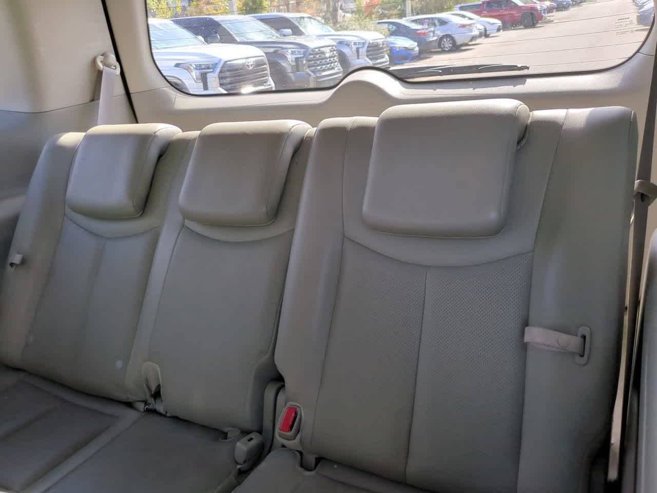 Thumbnail: 2015 Nissan Quest - 12