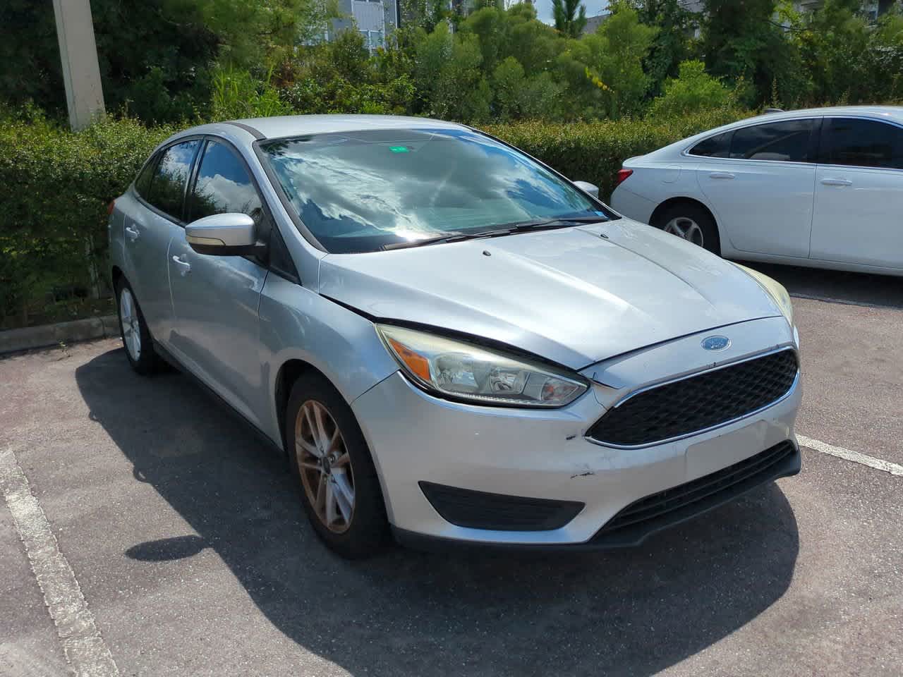 Thumbnail: 2015 Ford Focus - 7