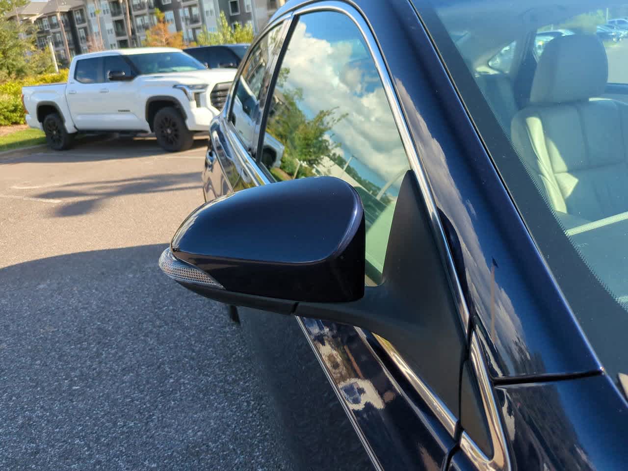 Thumbnail: 2013 Toyota Avalon - 12