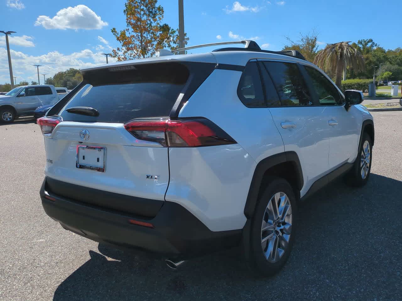 Thumbnail: 2025 Toyota RAV4 - 6