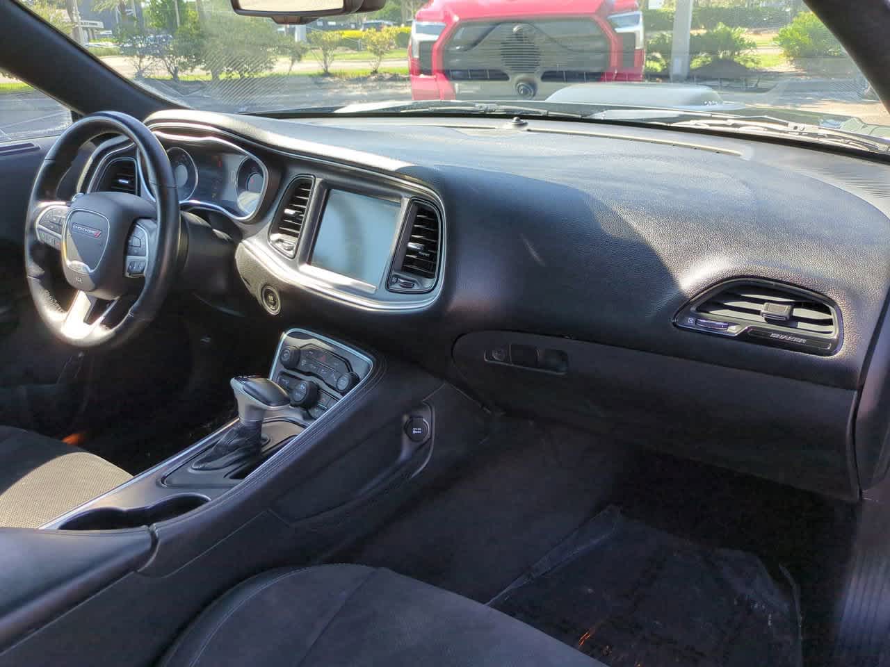 Thumbnail: 2016 Dodge Challenger - 14