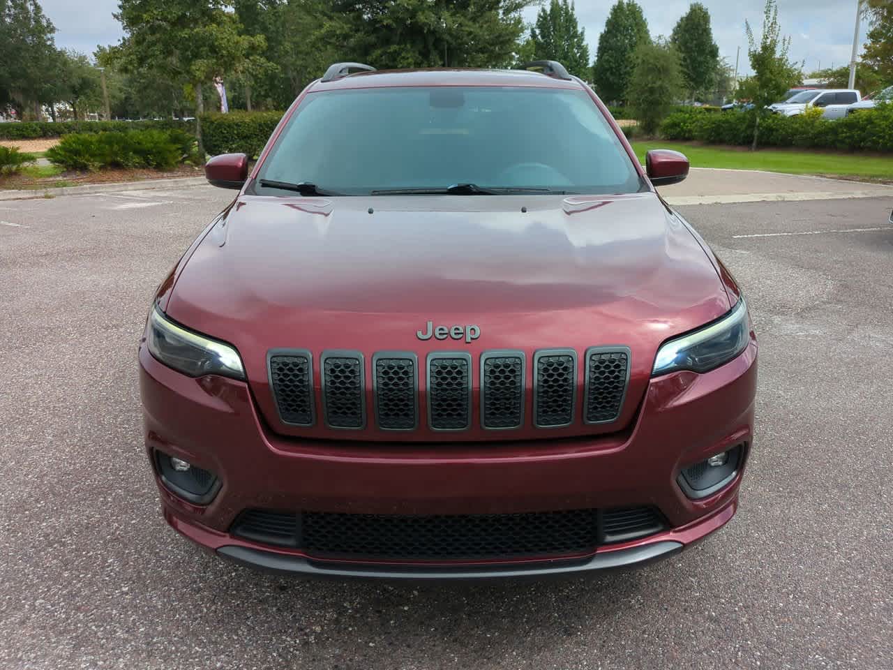 Thumbnail: 2019 Jeep Cherokee - 9