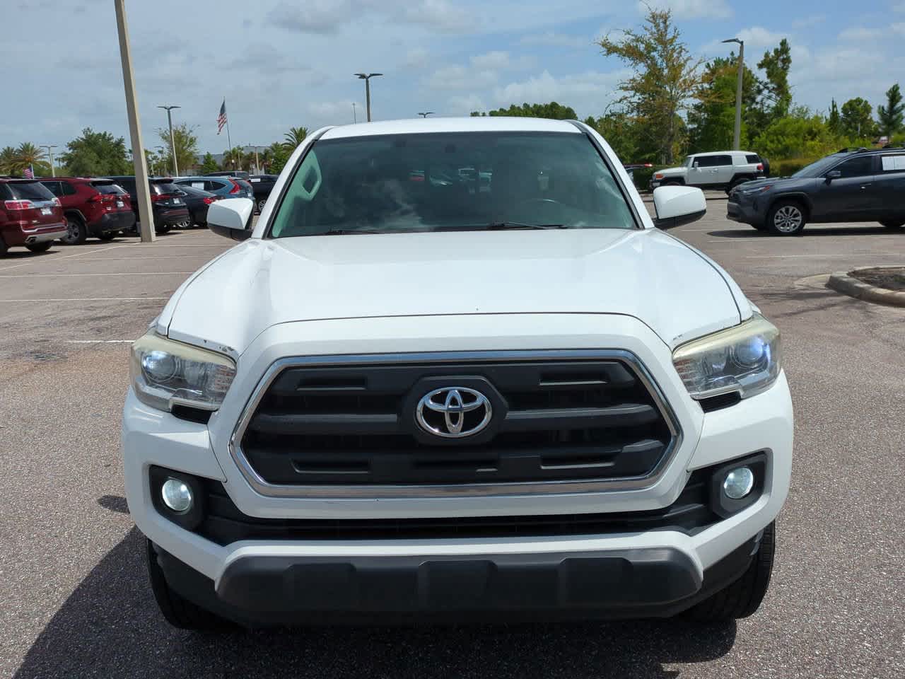 2017 Toyota Tacoma SR5 9