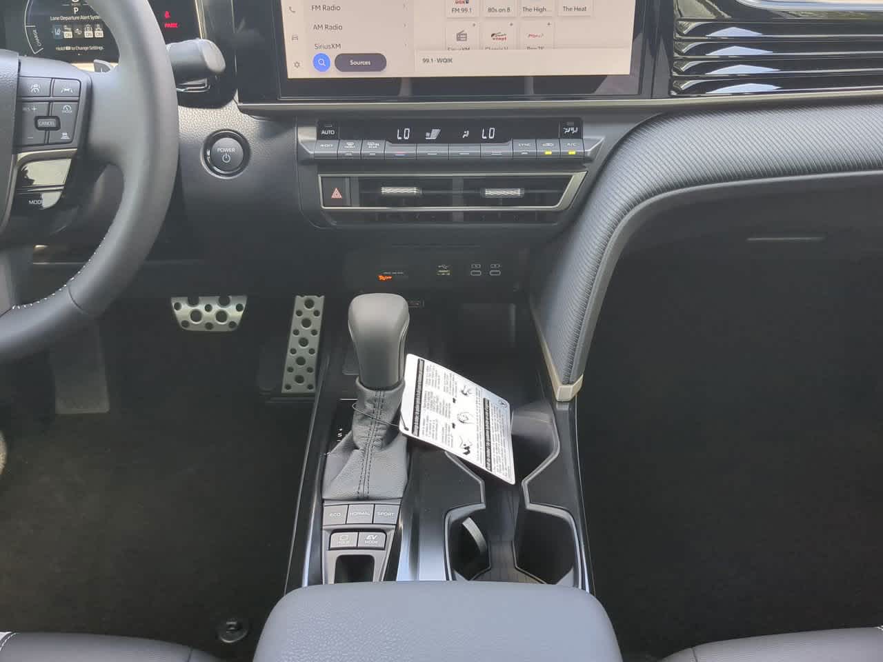 Thumbnail: 2025 Toyota Camry - 18