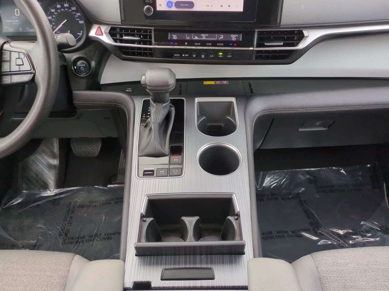 Thumbnail: 2025 Toyota Sienna - 19