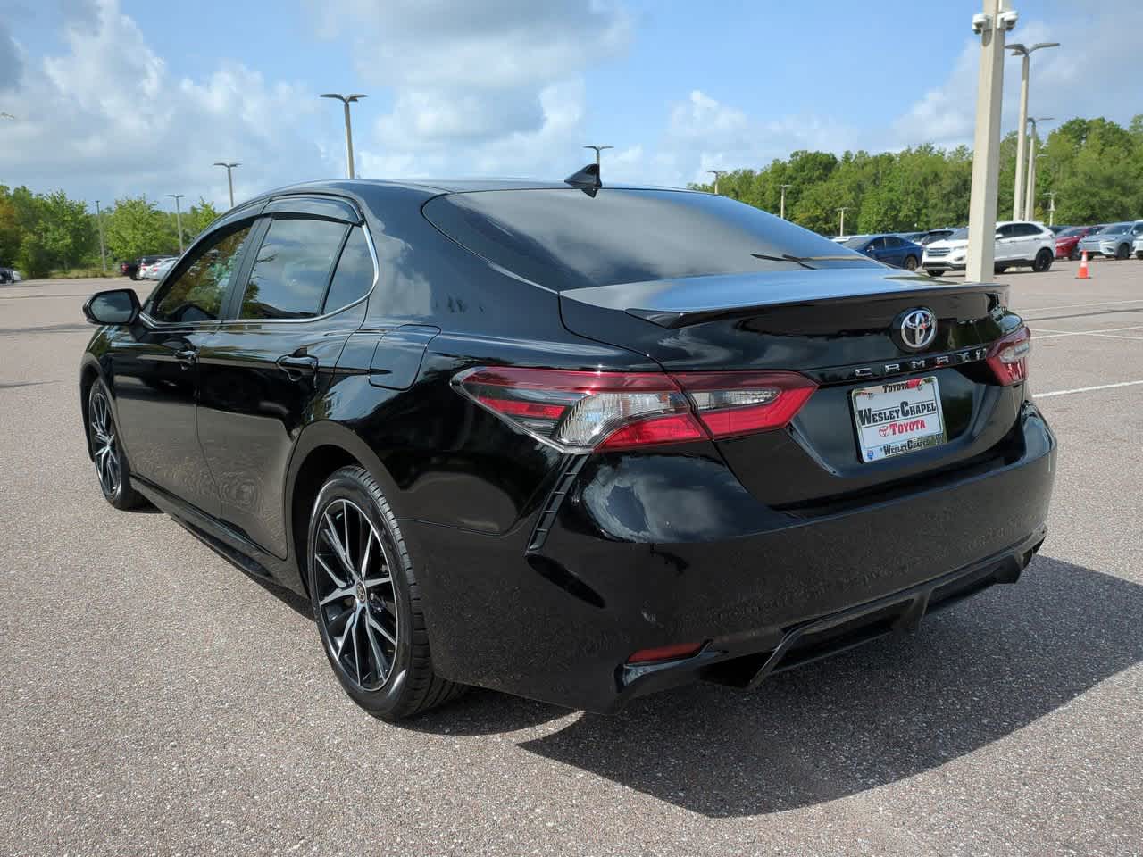 2023 Toyota Camry SE 4