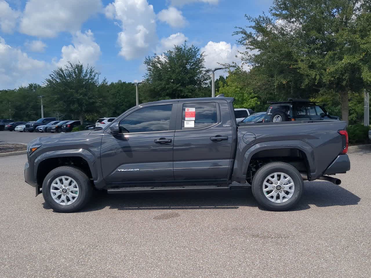 2024 Toyota Tacoma SR5 3