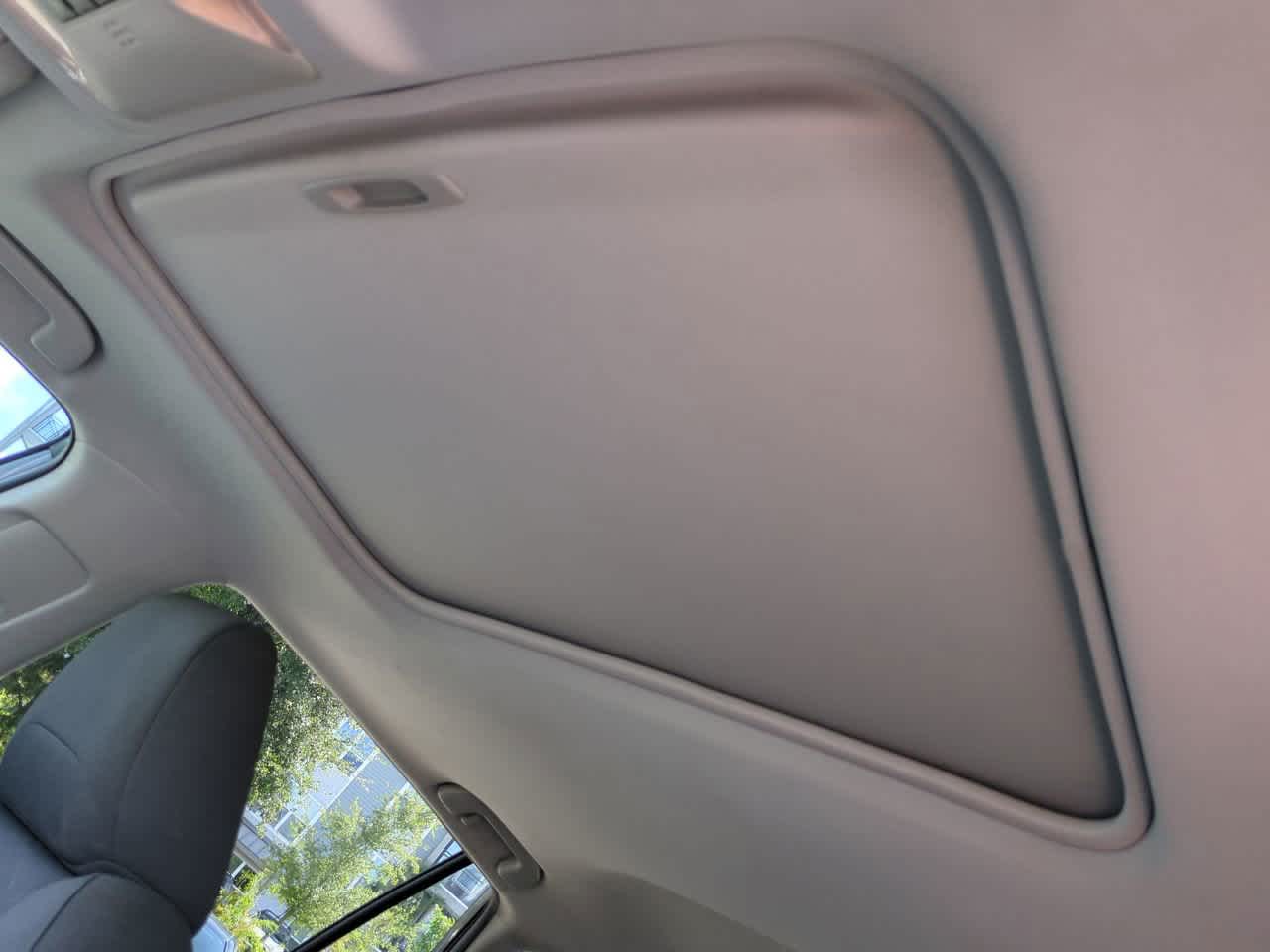 Thumbnail: 2019 Toyota RAV4 - 19