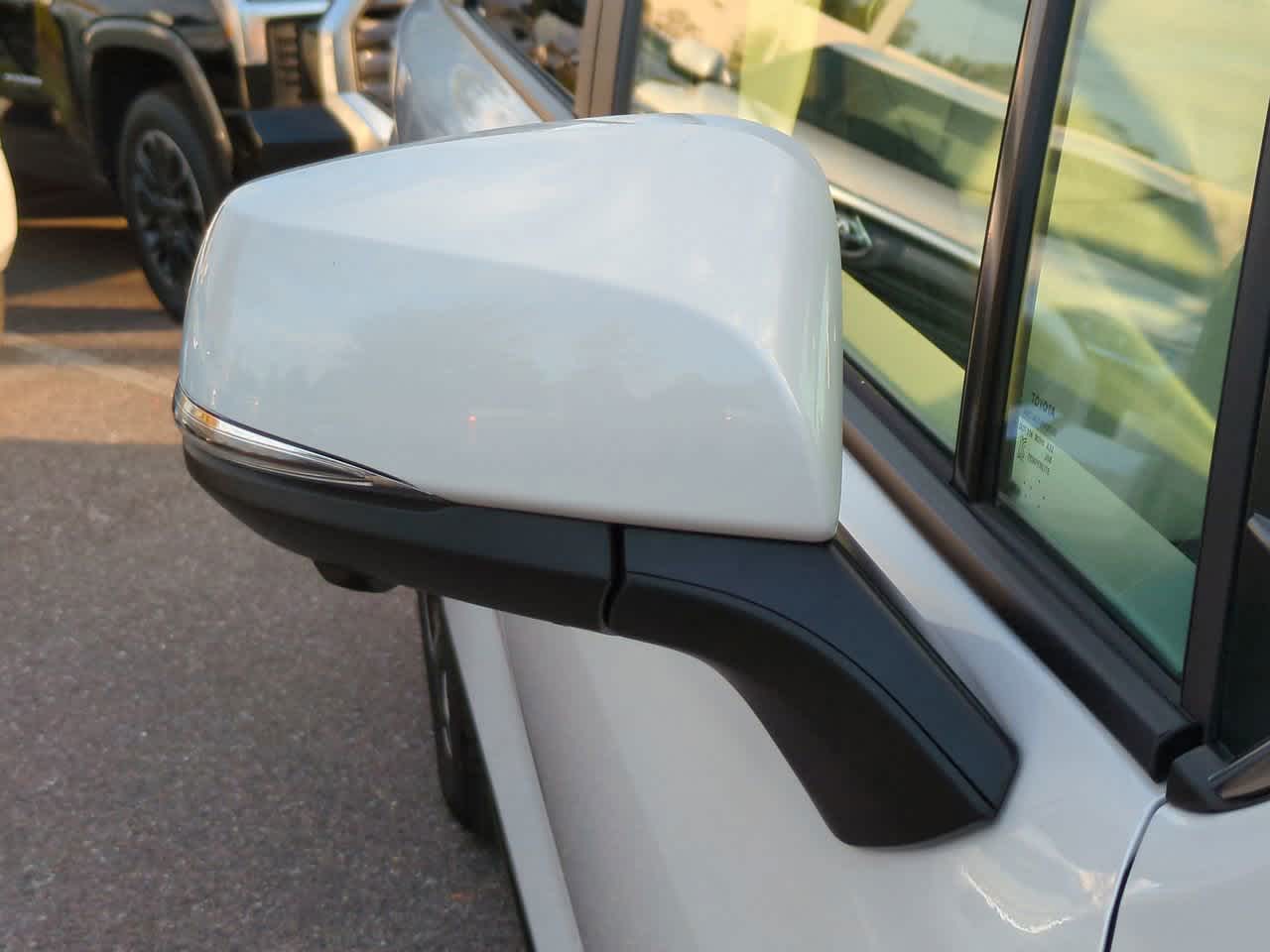 Thumbnail: 2025 Toyota Sienna - 11