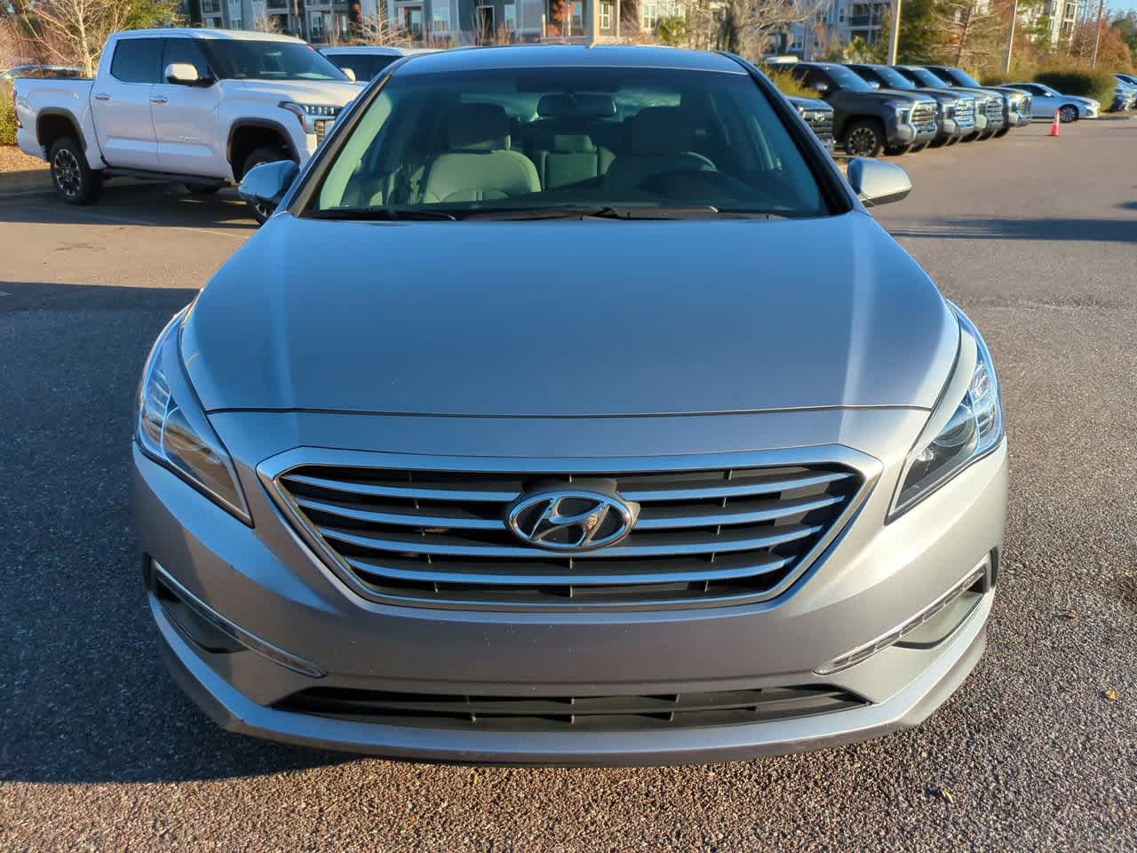 Thumbnail: 2015 Hyundai Sonata - 9