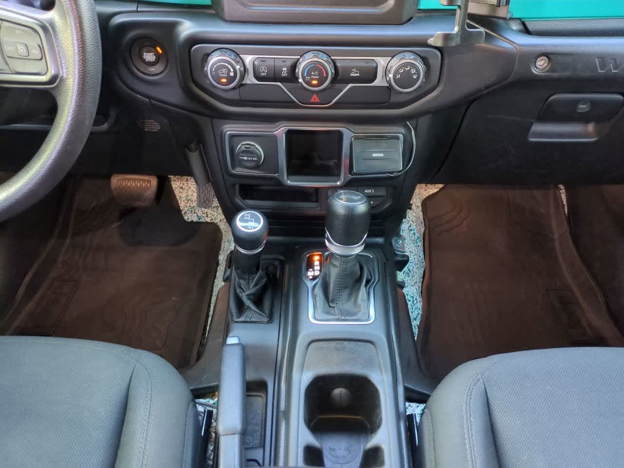 Thumbnail: 2021 Jeep Wrangler - 17