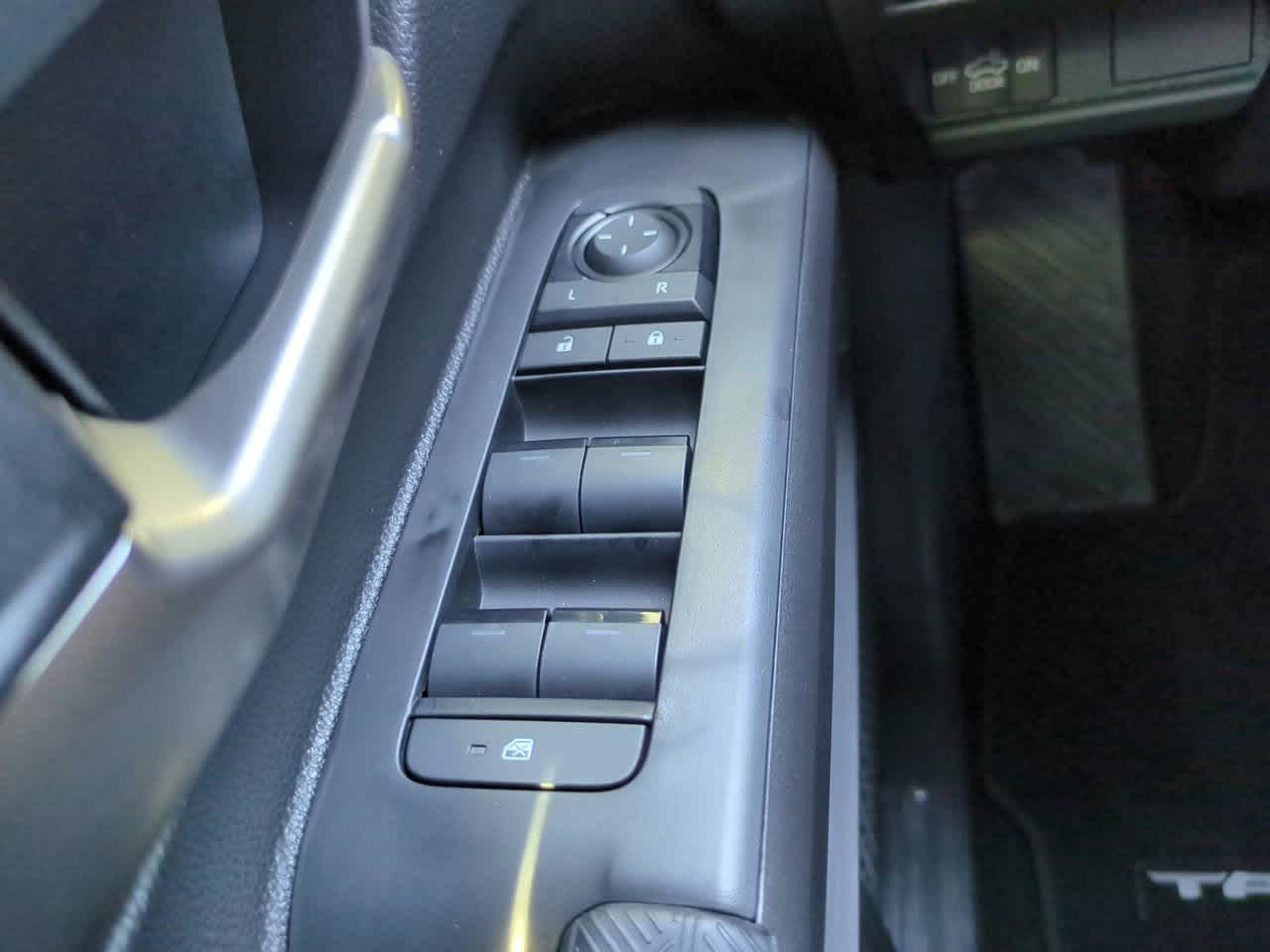 Thumbnail: 2025 Toyota Tacoma - 21