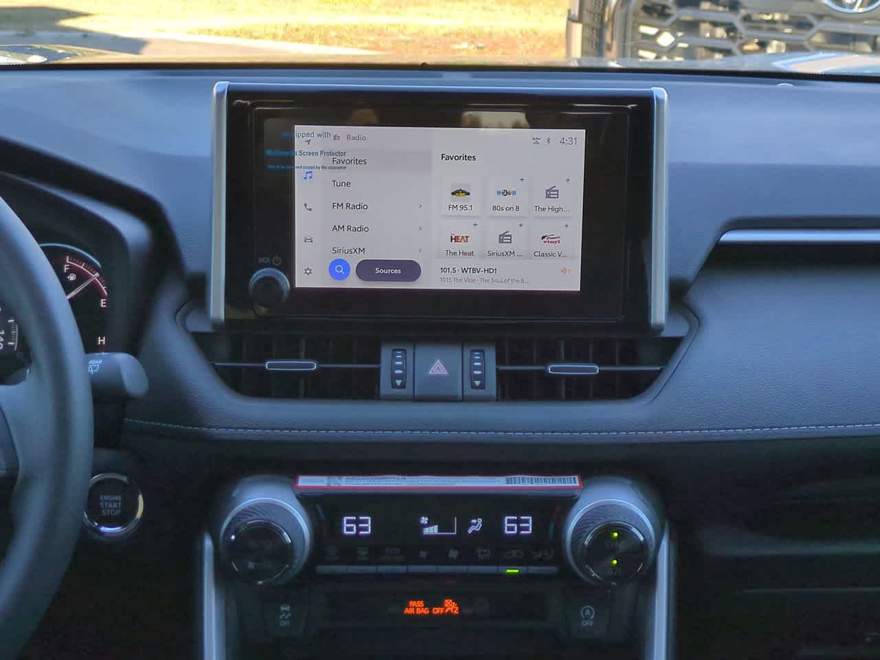 Thumbnail: 2025 Toyota RAV4 - 17