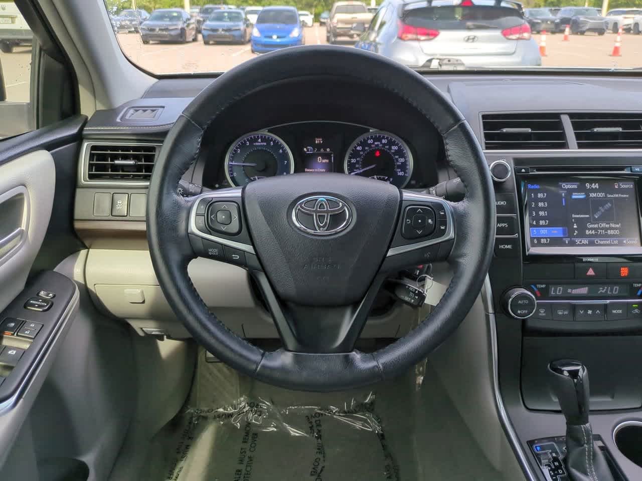Thumbnail: 2016 Toyota Camry - 15