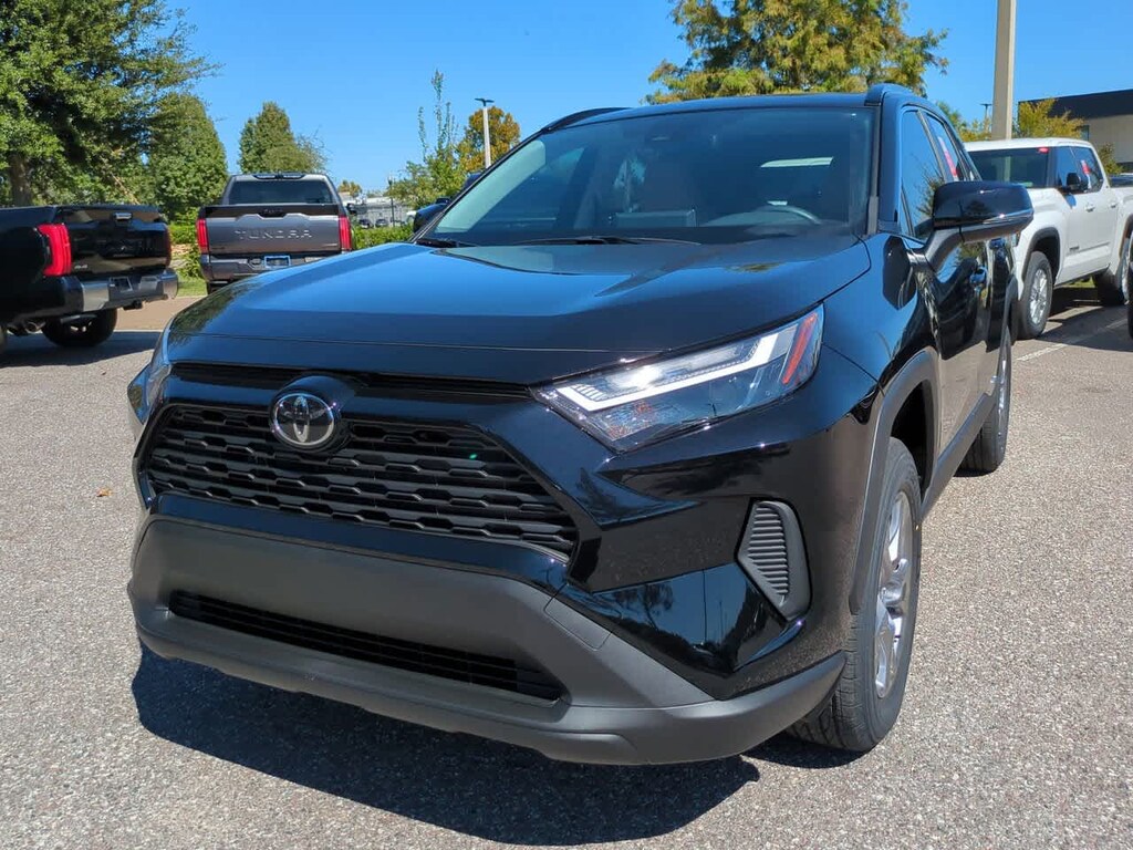 New 2025 Toyota RAV4 Hybrid XLE SUV