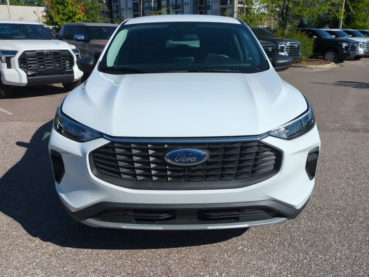 Thumbnail: 2025 Ford Escape - 9