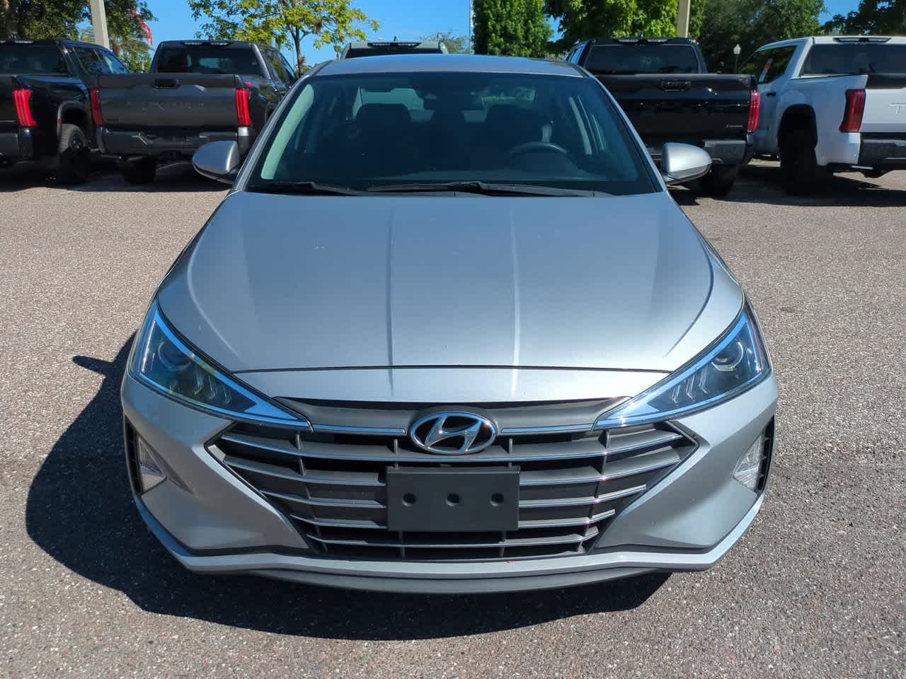 Thumbnail: 2020 Hyundai Elantra - 9