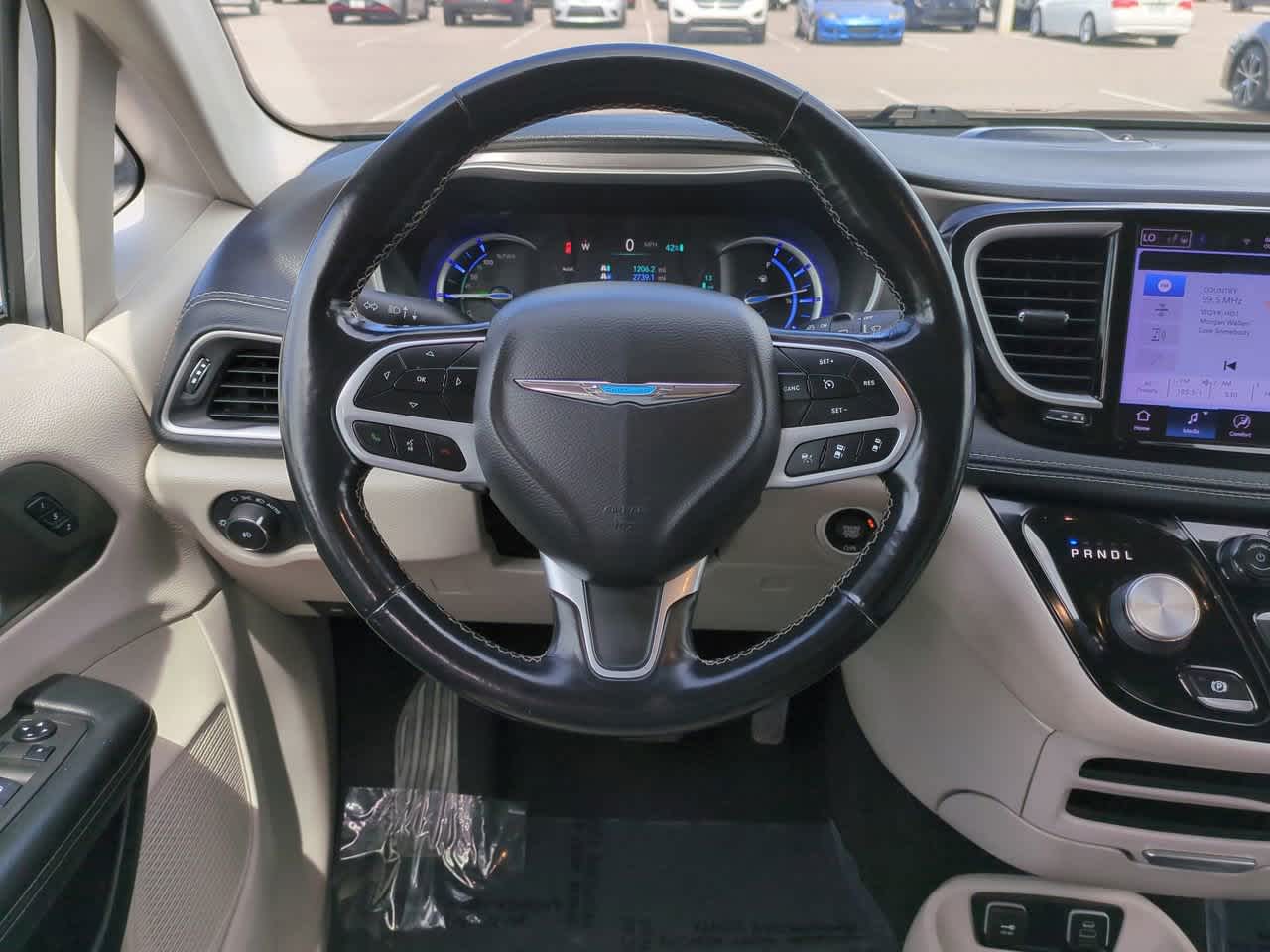 Thumbnail: 2021 Chrysler Pacifica - 16