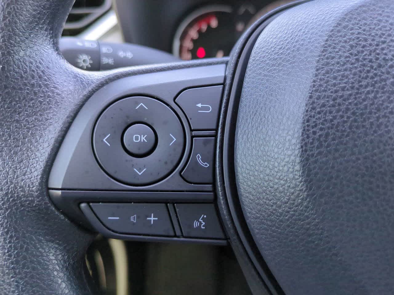 Thumbnail: 2025 Toyota RAV4 - 23