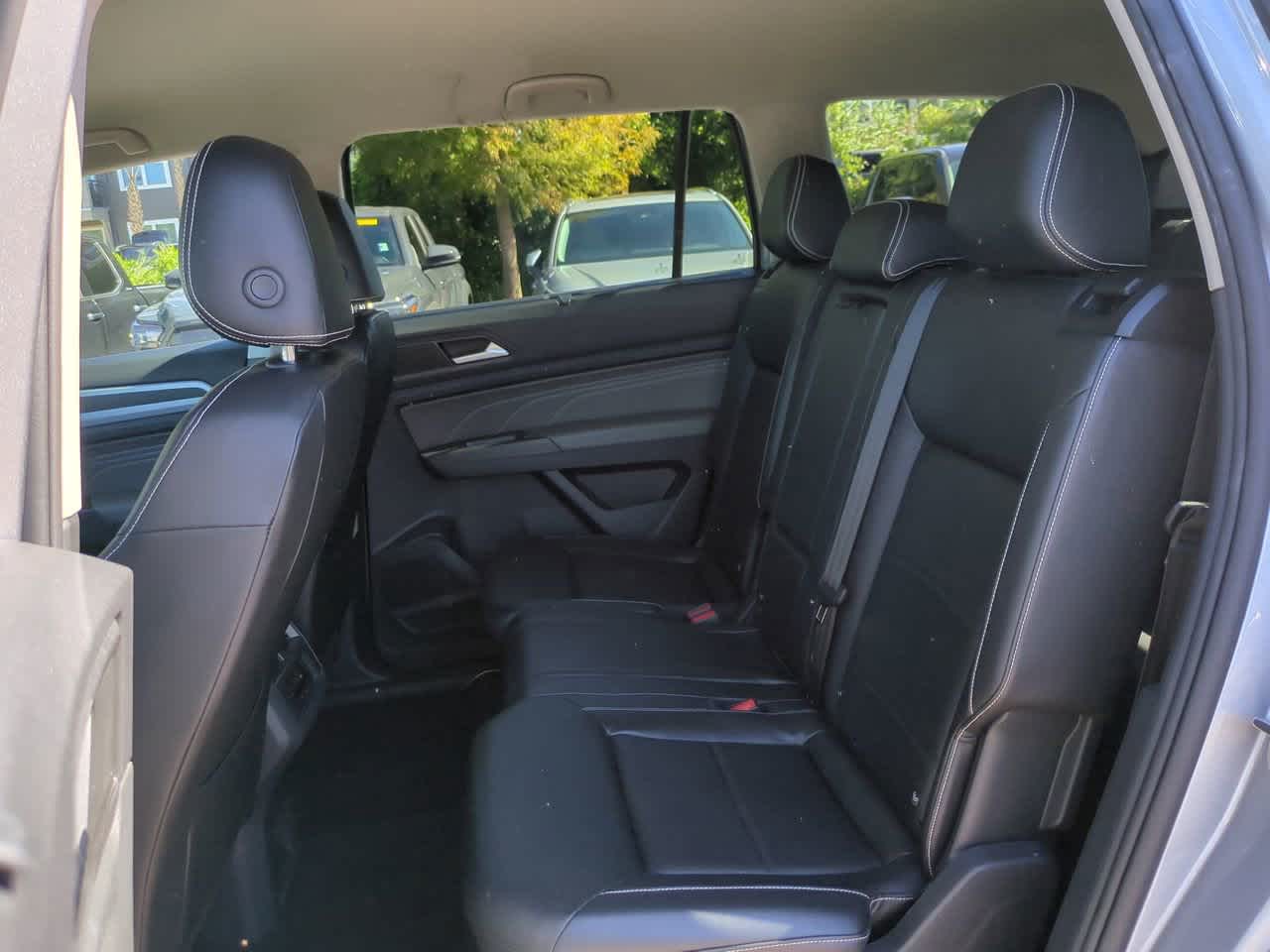 Thumbnail: 2022 Volkswagen Atlas - 14