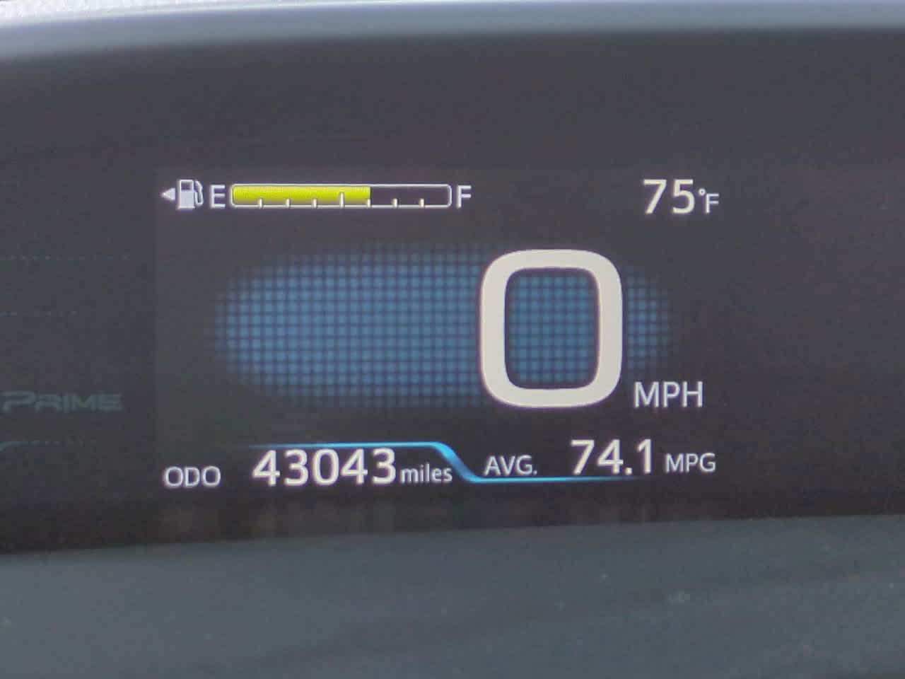 Thumbnail: 2018 Toyota Prius Prime - 25