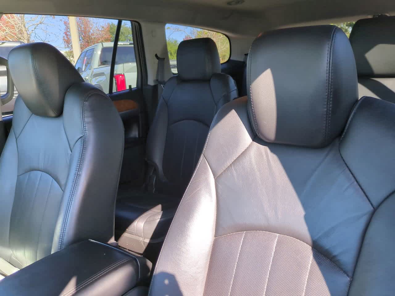 Thumbnail: 2012 Buick Enclave - 8