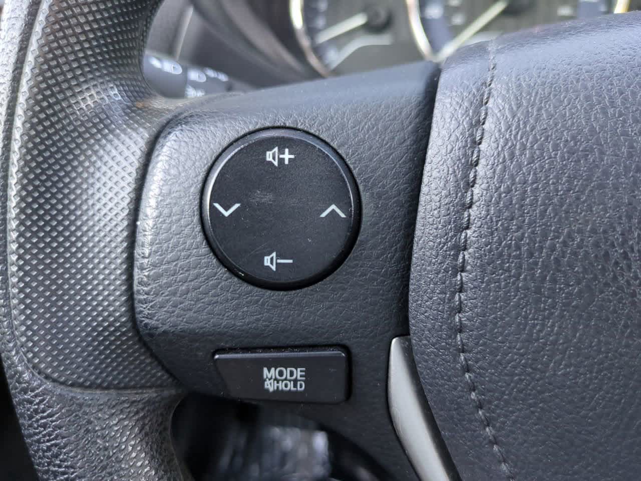 Thumbnail: 2015 Toyota Corolla - 20