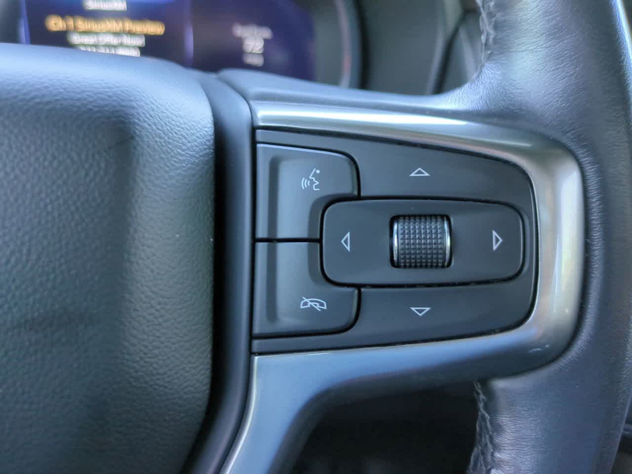 Thumbnail: 2022 Chevrolet Tahoe - 26