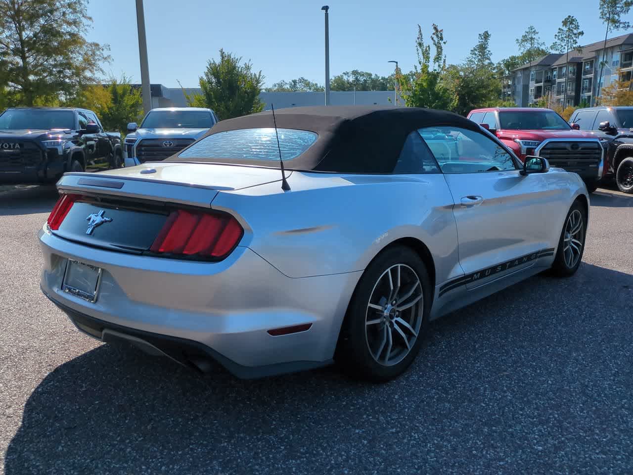Thumbnail: 2017 Ford Mustang - 6