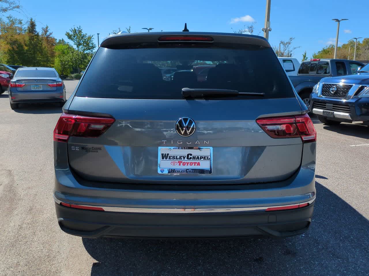 Thumbnail: 2023 Volkswagen Tiguan - 5