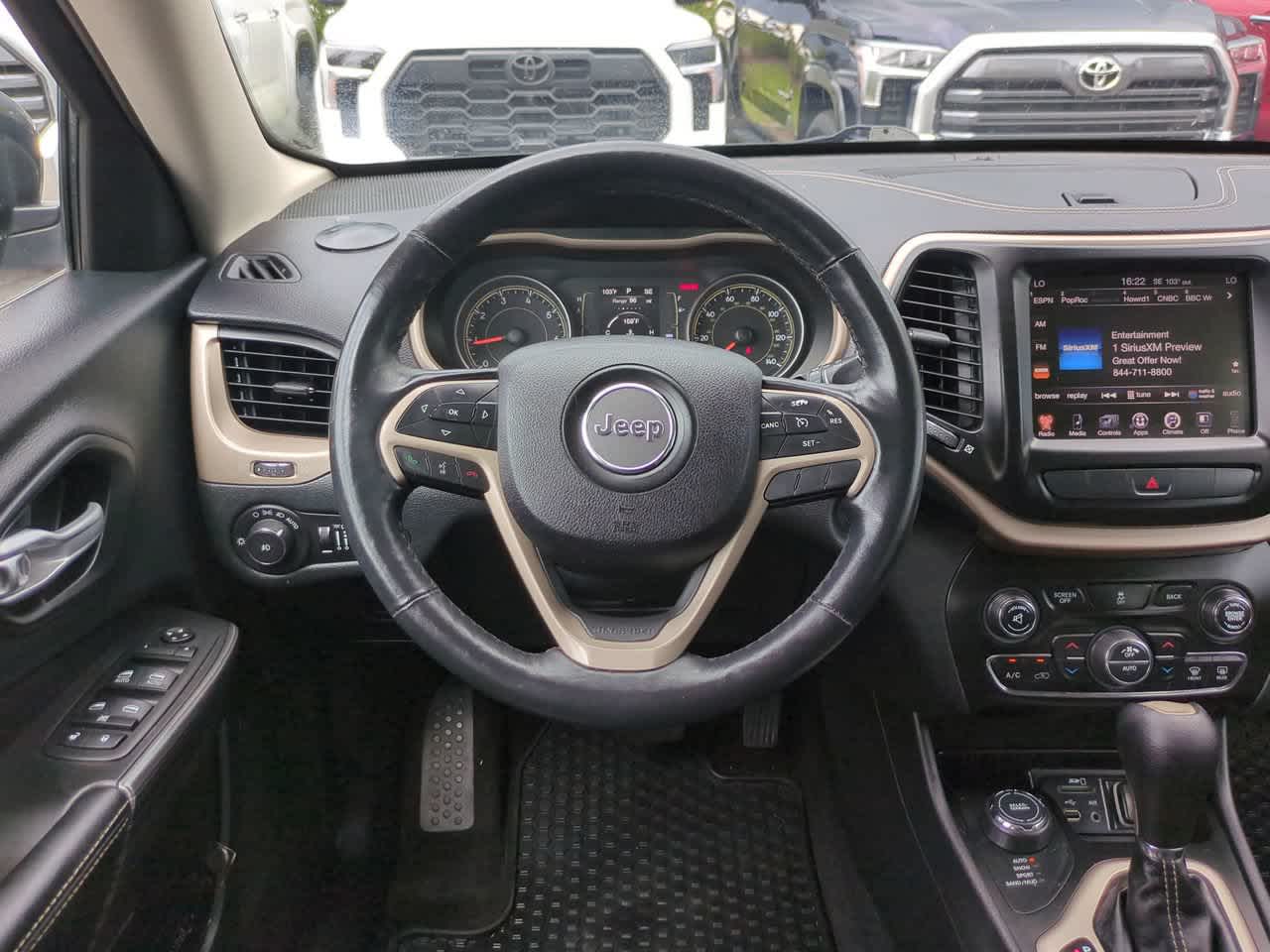 Thumbnail: 2015 Jeep Cherokee - 15
