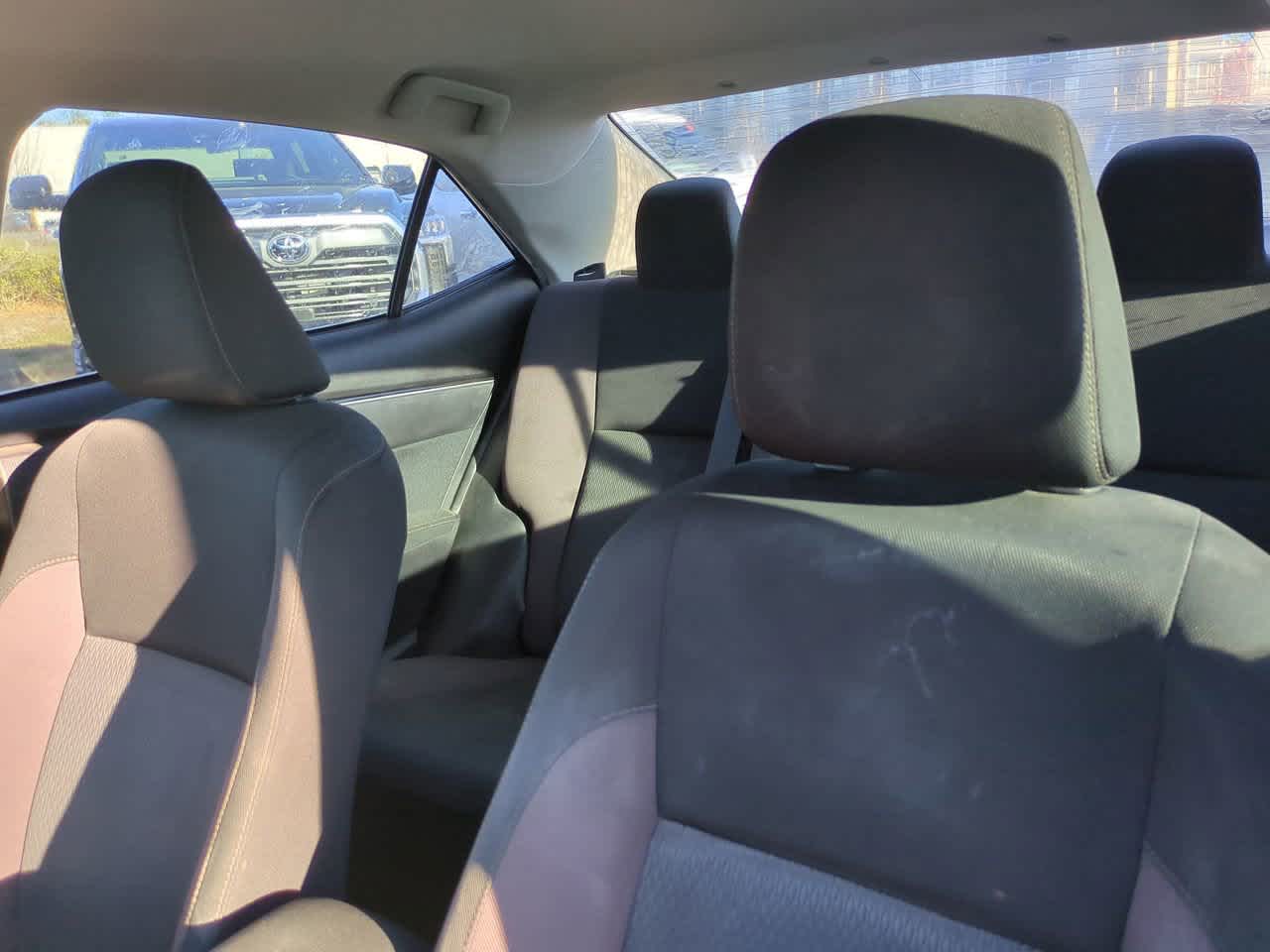 Thumbnail: 2018 Toyota Corolla - 7