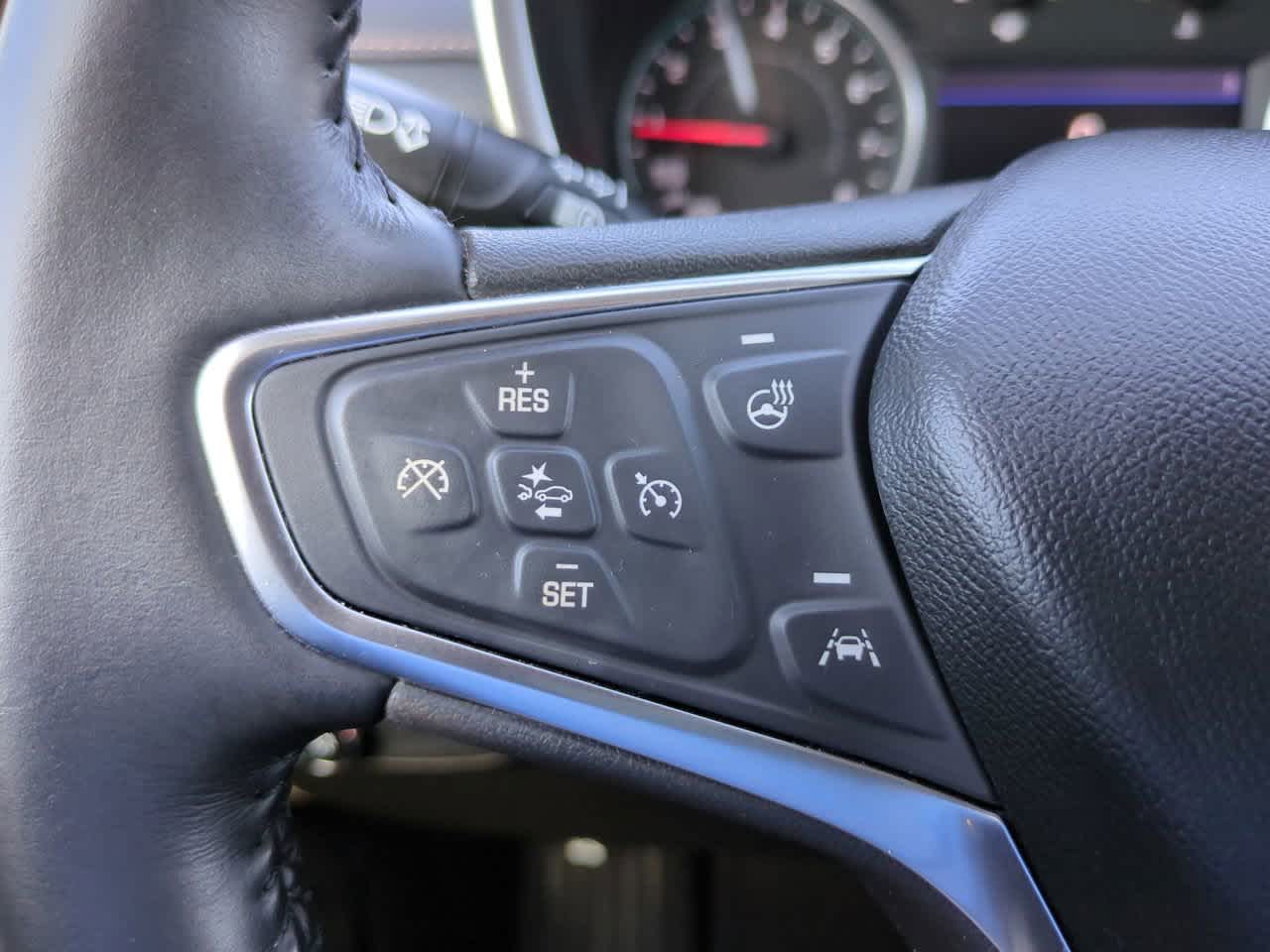 Thumbnail: 2021 Chevrolet Equinox - 23