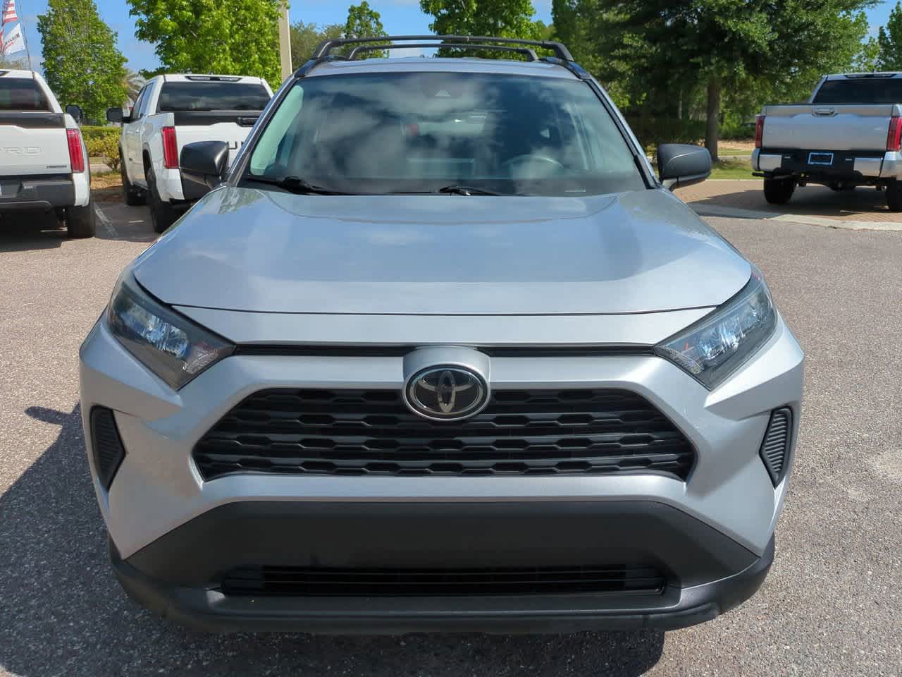 Thumbnail: 2021 Toyota RAV4 - 9