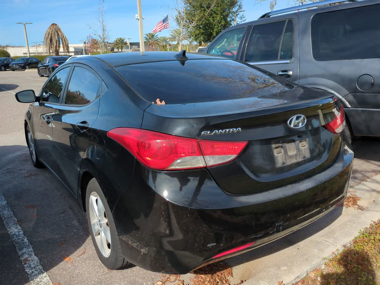 Thumbnail: 2012 Hyundai Elantra - 3