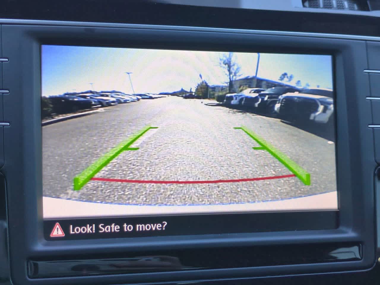 Thumbnail: 2016 Volkswagen Golf - 19