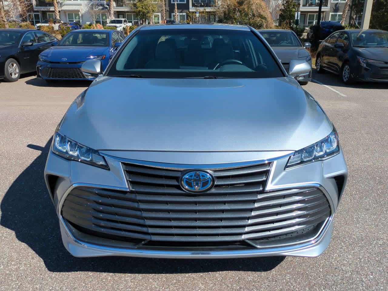 Thumbnail: 2021 Toyota Avalon - 9