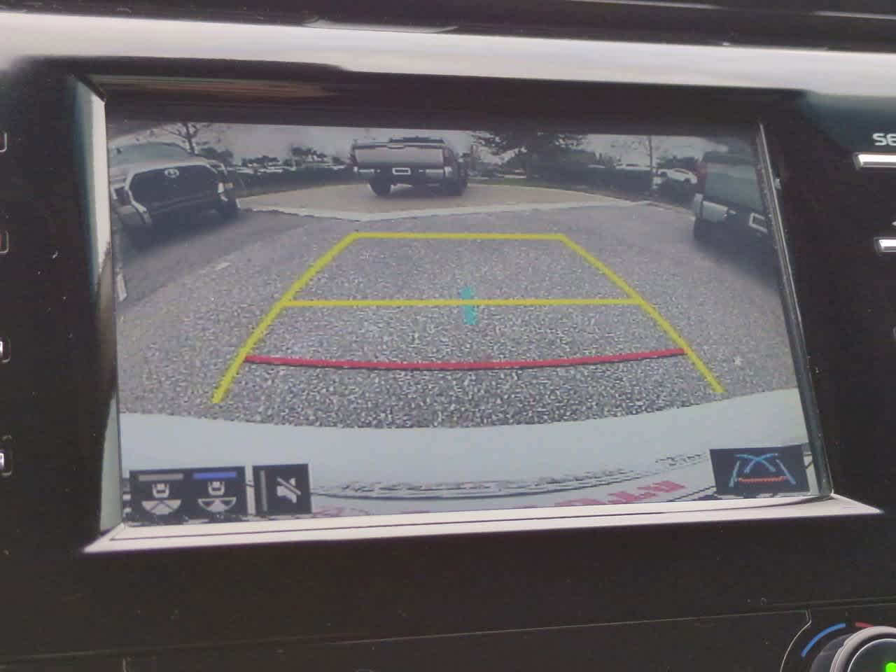 Thumbnail: 2018 Toyota Camry - 20