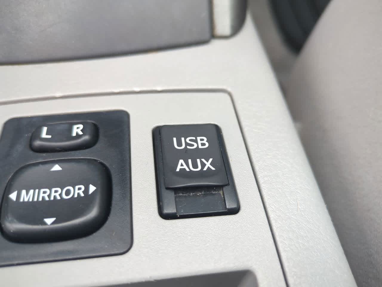 Thumbnail: 2012 Toyota RAV4 - 19