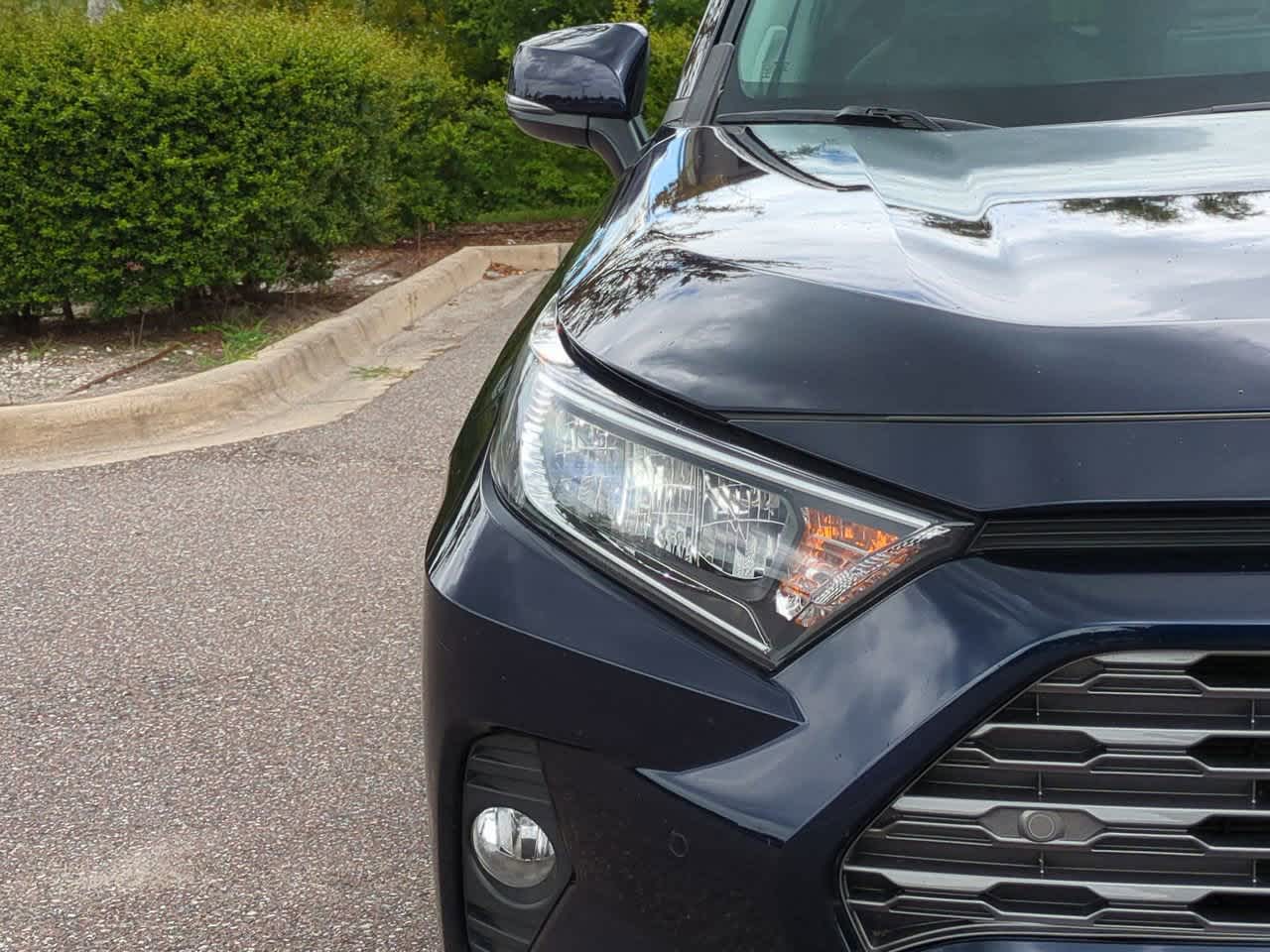 Thumbnail: 2021 Toyota RAV4 - 9